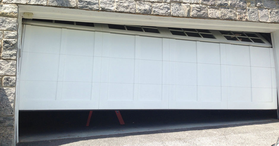 Broken garage door repairs Ossining